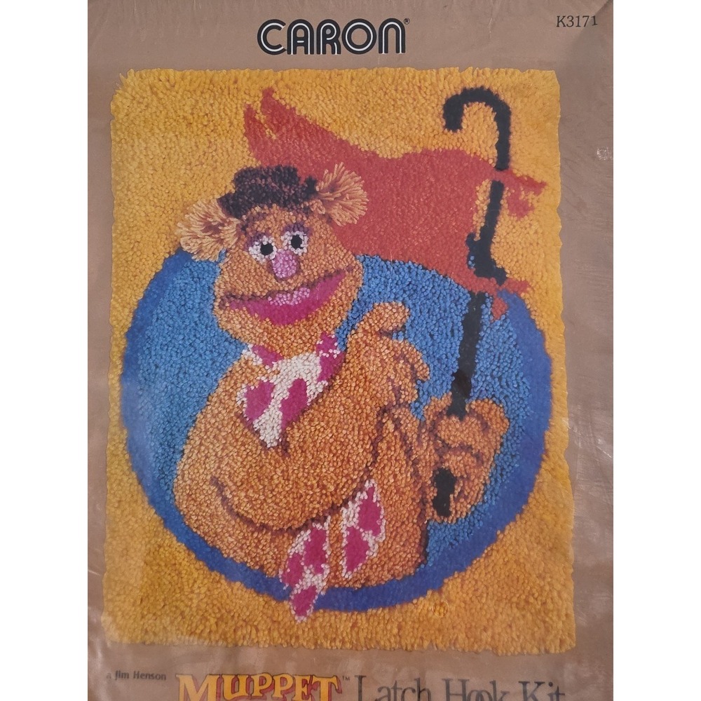Vintage The Muppets Show Fozzie Bear Latch Hook Carpet Framed Wall Hanging 20x27